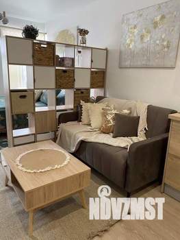 1-к квартира, посуточно, 42м2, 1/1 этаж