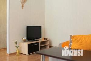 1-к квартира, посуточно, 46м2, 1/1 этаж