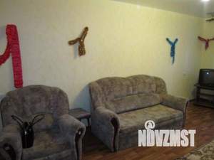 3-к квартира, на длительный срок, 65м2, 1/5 этаж