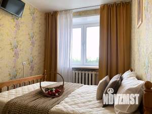 2-к квартира, посуточно, 50м2, 1/1 этаж