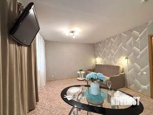 2-к квартира, посуточно, 53м2, 3/18 этаж