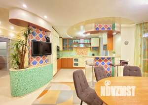 5-к квартира, посуточно, 200м2, 3/9 этаж