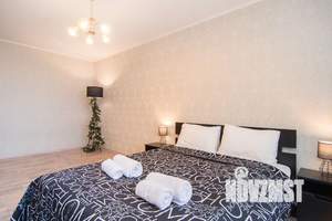 1-к квартира, посуточно, 38м2, 9/9 этаж