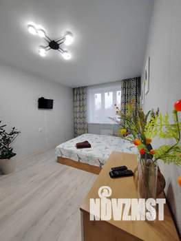 1-к квартира, посуточно, 33м2, 1/9 этаж