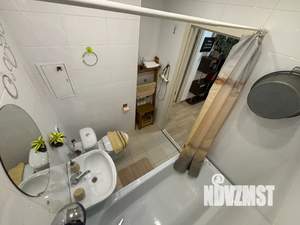 2-к квартира, посуточно, 54м2, 8/15 этаж