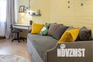 2-к квартира, посуточно, 82м2, 3/10 этаж