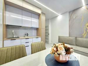 1-к квартира, посуточно, 42м2, 6/11 этаж