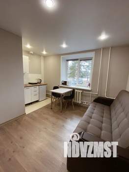 Студия квартира, посуточно, 18м2, 1/4 этаж