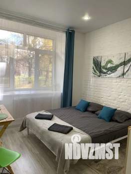 Студия квартира, посуточно, 15м2, 1/4 этаж