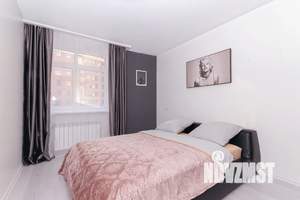 3-к квартира, посуточно, 42м2, 1/12 этаж