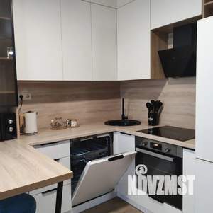 1-к квартира, посуточно, 39м2, 9/17 этаж