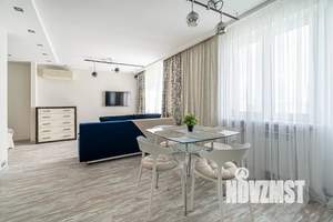 Студия квартира, посуточно, 42м2, 4/10 этаж