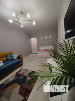 1-к квартира, посуточно, 43м2, 10/10 этаж