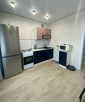 1-к квартира, на длительный срок, 40м2, 4/10 этаж