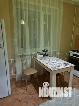 1-к квартира, посуточно, 40м2, 4/9 этаж