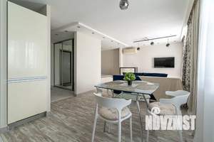 Студия квартира, посуточно, 42м2, 4/10 этаж