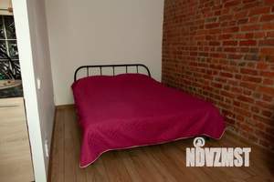 Студия квартира, посуточно, 35м2, 1/4 этаж