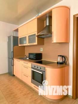 1-к квартира, посуточно, 52м2, 1/1 этаж