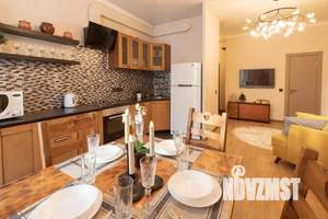 2-к квартира, посуточно, 82м2, 1/1 этаж