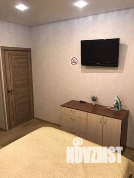 1-к квартира, посуточно, 40м2, 4/9 этаж