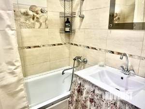 1-к квартира, посуточно, 43м2, 1/8 этаж