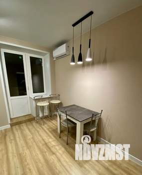 1-к квартира, посуточно, 33м2, 8/12 этаж