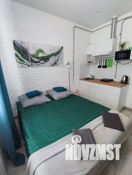 Студия квартира, посуточно, 15м2, 1/4 этаж