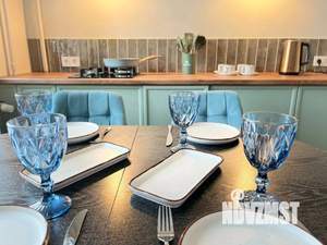 1-к квартира, посуточно, 60м2, 1/1 этаж