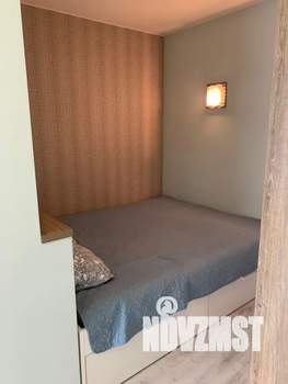 1-к квартира, посуточно, 40м2, 7/10 этаж