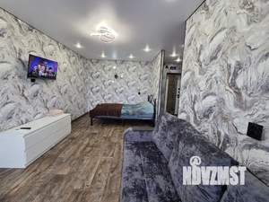 1-к квартира, посуточно, 30м2, 5/5 этаж