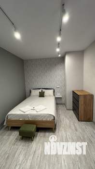 1-к квартира, посуточно, 32м2, 10/18 этаж