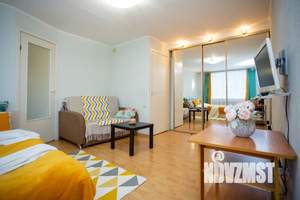 1-к квартира, посуточно, 32м2, 6/9 этаж