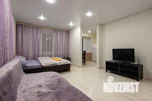 Студия квартира, посуточно, 43м2, 4/5 этаж