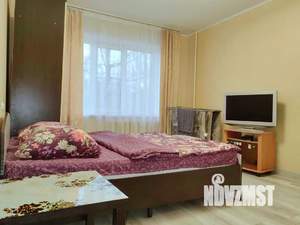 1-к квартира, посуточно, 32м2, 1/10 этаж