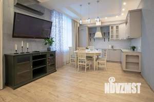 3-к квартира, посуточно, 82м2, 1/1 этаж