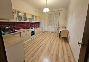 3-к квартира, на длительный срок, 88м2, 2/5 этаж