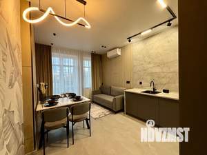 1-к квартира, посуточно, 43м2, 4/10 этаж