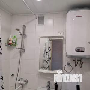 1-к квартира, посуточно, 35м2, 4/4 этаж