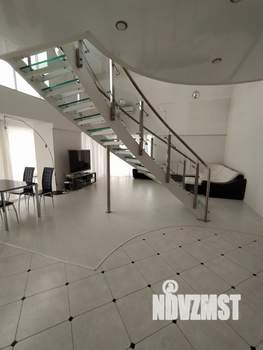 3-к квартира, на длительный срок, 180м2, 3/3 этаж