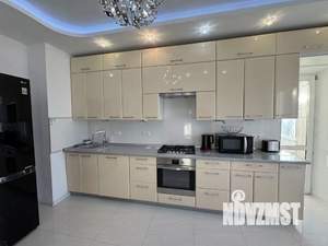 3-к квартира, посуточно, 98м2, 1/1 этаж