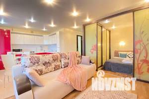 1-к квартира, посуточно, 36м2, 6/9 этаж
