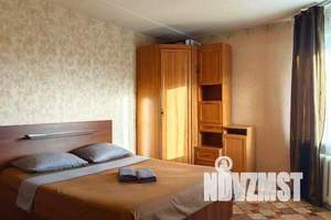 1-к квартира, посуточно, 38м2, 4/12 этаж