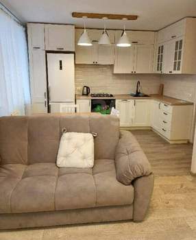 Студия квартира, на длительный срок, 37м2, 4/9 этаж