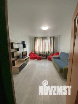 1-к квартира, посуточно, 40м2, 8/10 этаж