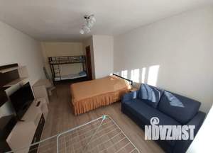 1-к квартира, посуточно, 40м2, 1/5 этаж