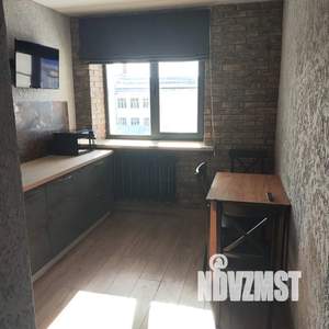 1-к квартира, посуточно, 50м2, 4/4 этаж