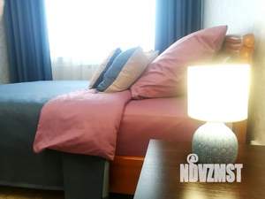 1-к квартира, посуточно, 41м2, 4/18 этаж