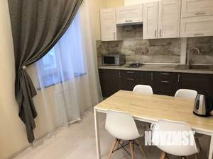 Студия квартира, посуточно, 40м2, 3/4 этаж
