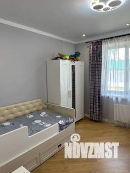 2-к квартира, посуточно, 80м2, 1/4 этаж