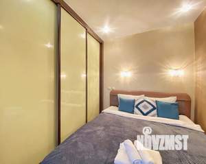1-к квартира, посуточно, 35м2, 6/9 этаж